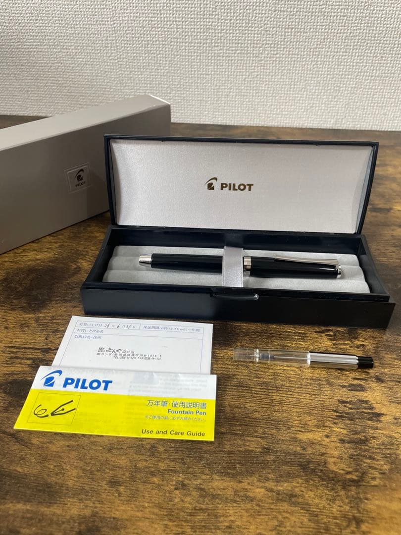 新品未使用　金属軸　エラボー　SFニブ　ブラック　パイロット　万年筆　備品あり