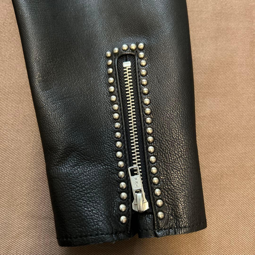 ラグスマックレガー　ブラックレザースタッズ付きシングルライダースジャケット