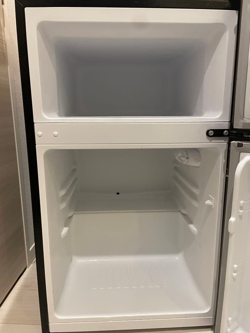 動作品　2020年製　マクスゼン 2ドア冷蔵庫 90L 一人暮らし　大学生