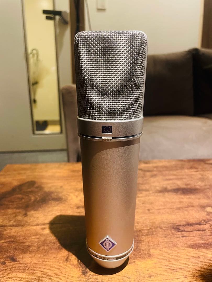 Neumann U 87 Ai スタジオセット　ケース/箱あり