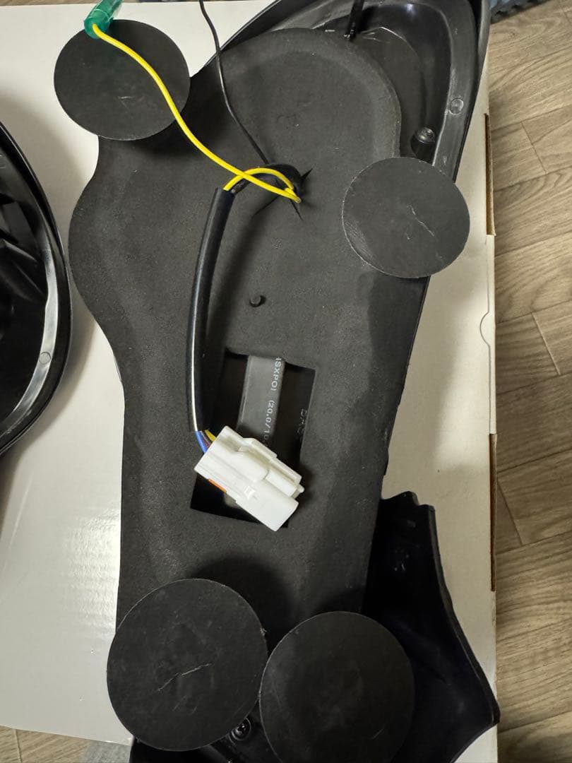 ヴァレンティ 86 テールランプ