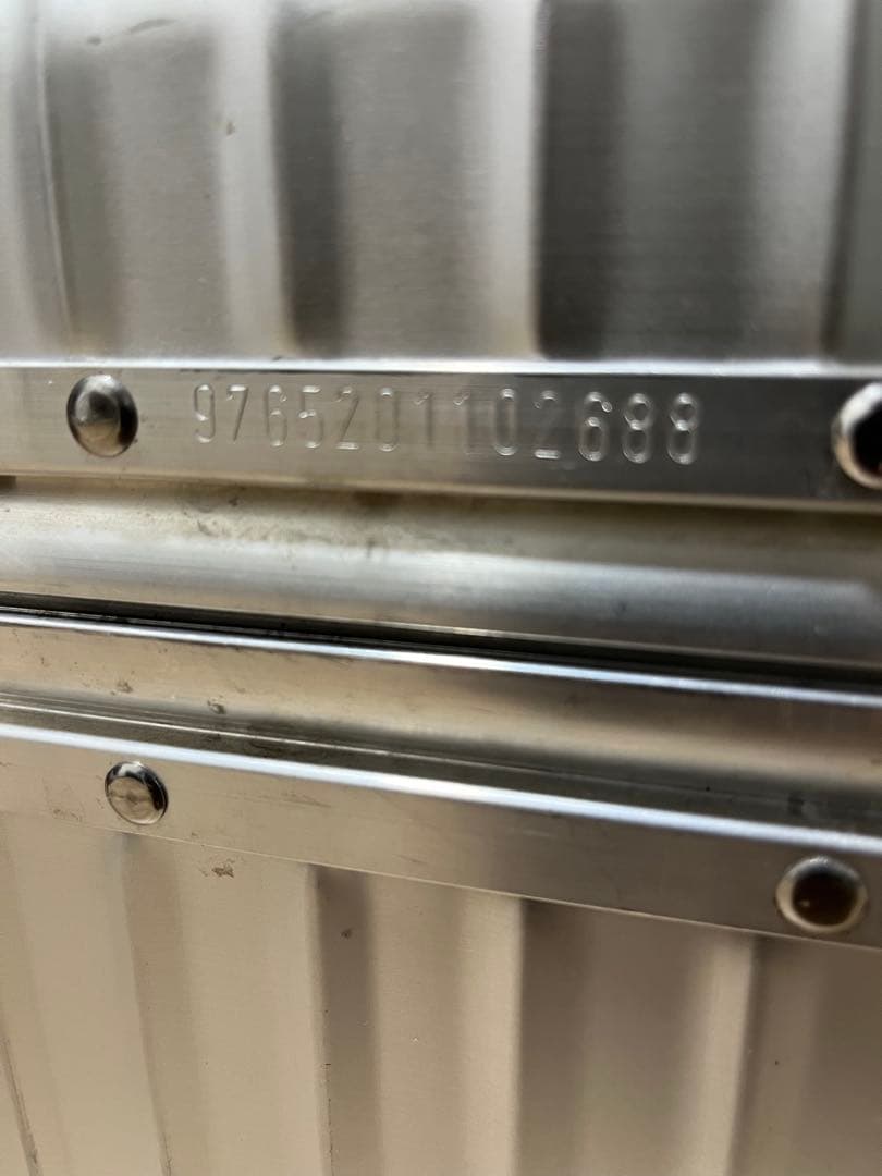 未使用ネームタグ付 RIMOWA クラシックフライト 33Lリモワ