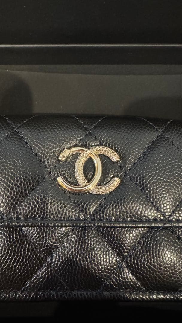 CHANEL ブラック 三つ折り財布　スモール　フラップ　ウォレット