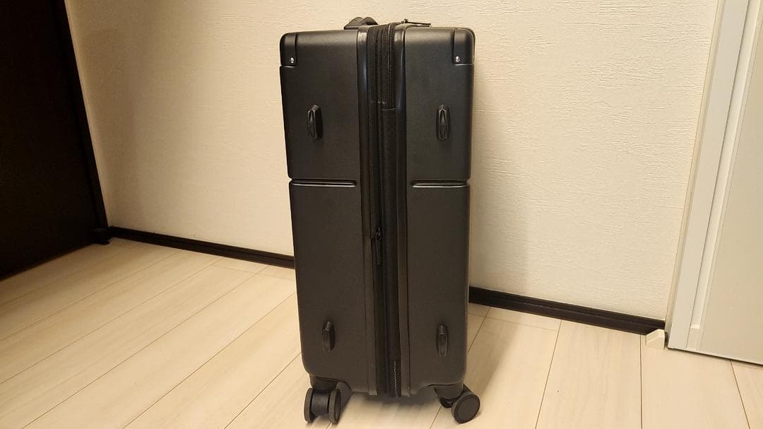 TAKEO KIKUCHI ブラック　4輪スーツケース　55L/64L 拡張機能