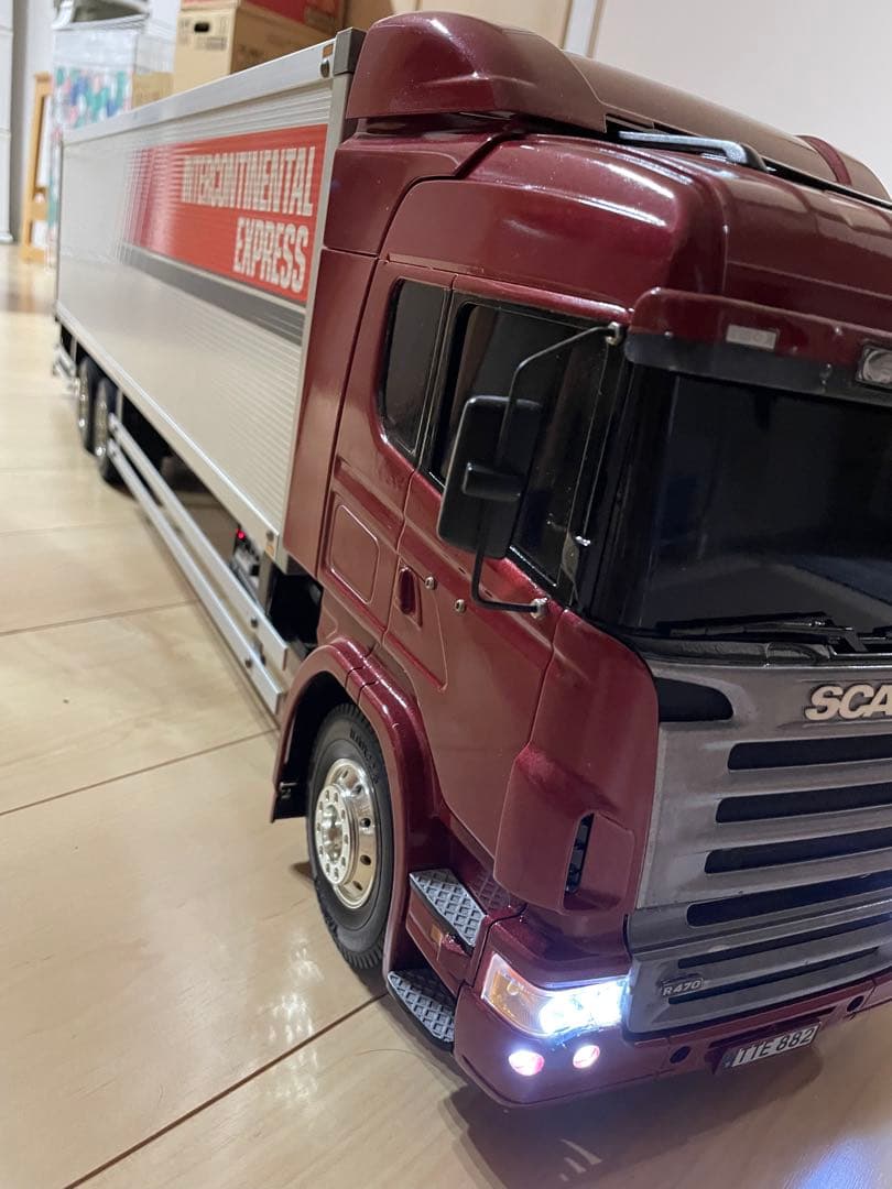 タミヤ　1/14 スカニア 箱車　2.4G フルオペ　トラック　トレーラー
