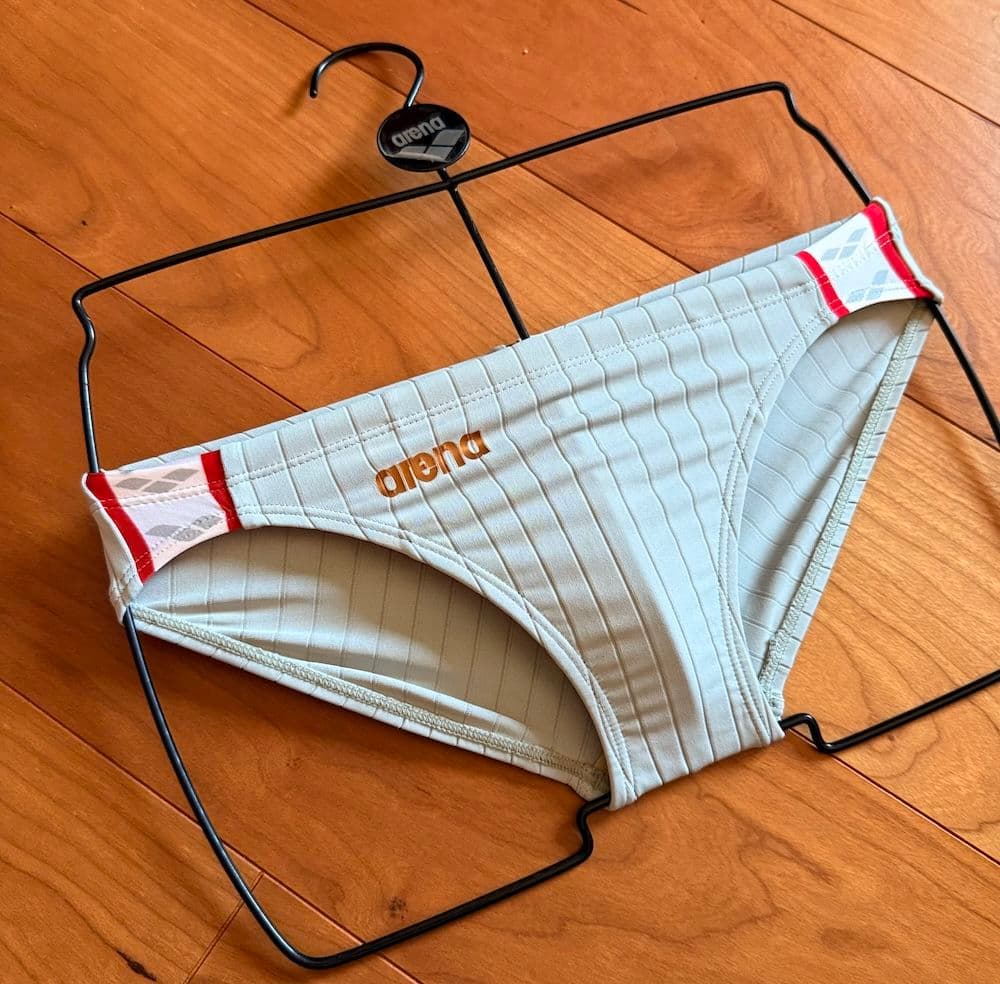 【美品】ARENA ダブルマット ARN2027 ゴールドロゴ Sサイズ 競パン