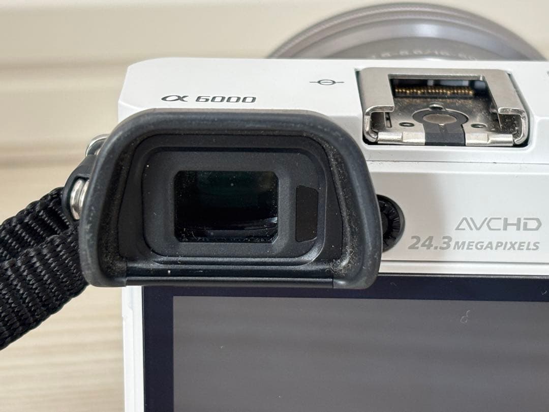 SONY α6000 ホワイト