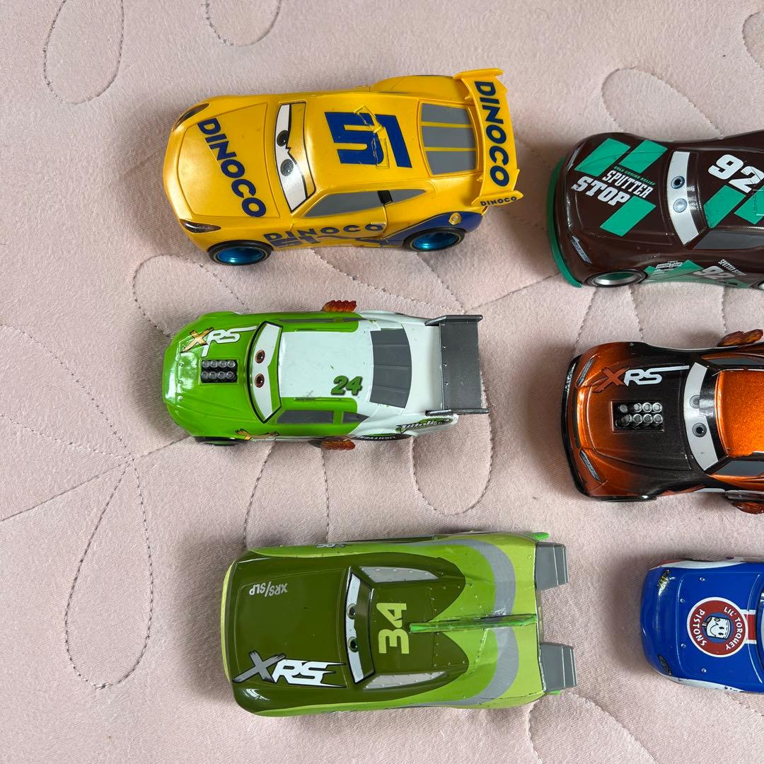 US版 ディズニーストア カーズ プルバック ダイキャストカー 9台セット