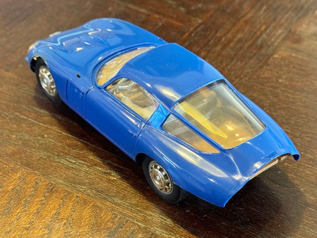 a*h様 1/24 scalextric スケーレックス アルファTZ スロット