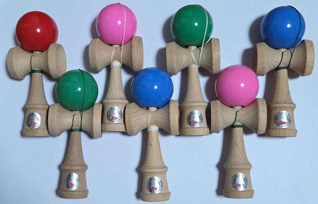 【みくー】小けん玉12本分セット