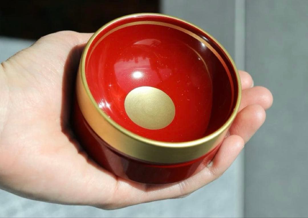 京都　漆器の井助　isuke SAKASATSUKI KASA & ARIAKE