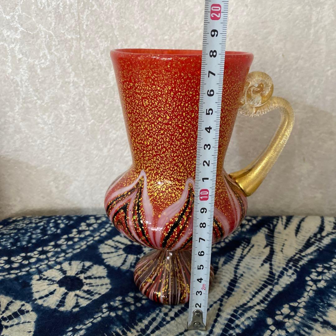 岩田久利　ガラス　飾壺