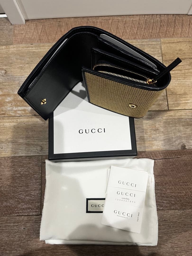 新品未使用 GUCCI 1995 ホースビット　日本限定デザイン二つ折財布