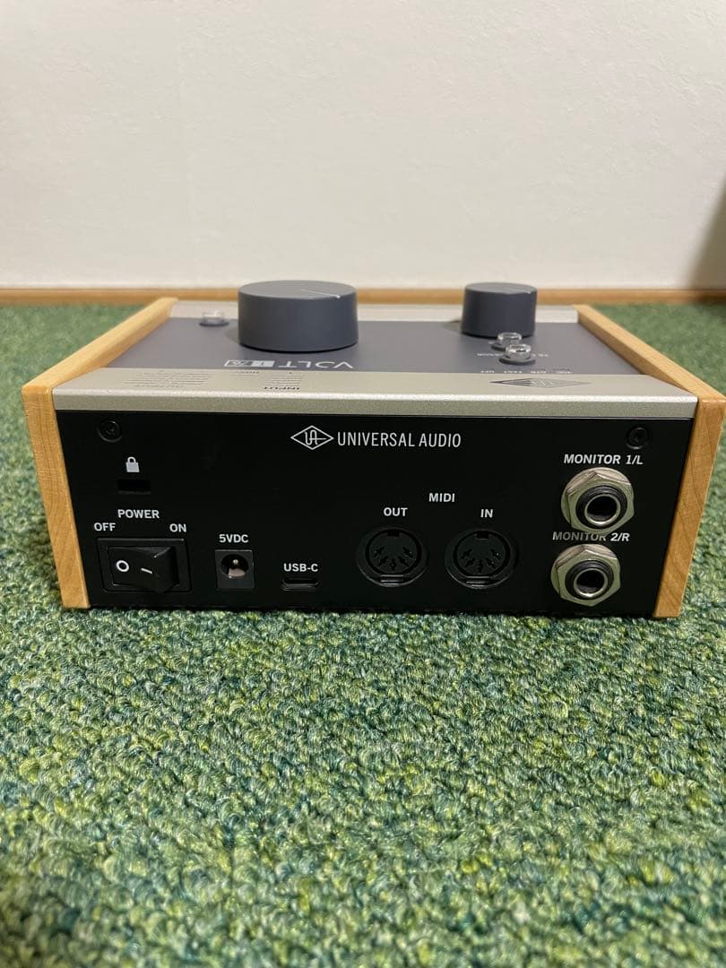 VOLT 1 76 USBオーディオインターフェイス