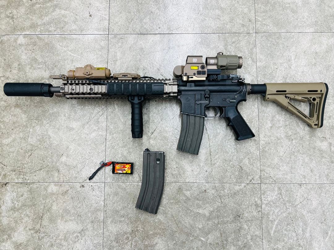 M4 システマ　PTW  電動ガン　MAX2 実物　トレポン　イオテック　特殊部