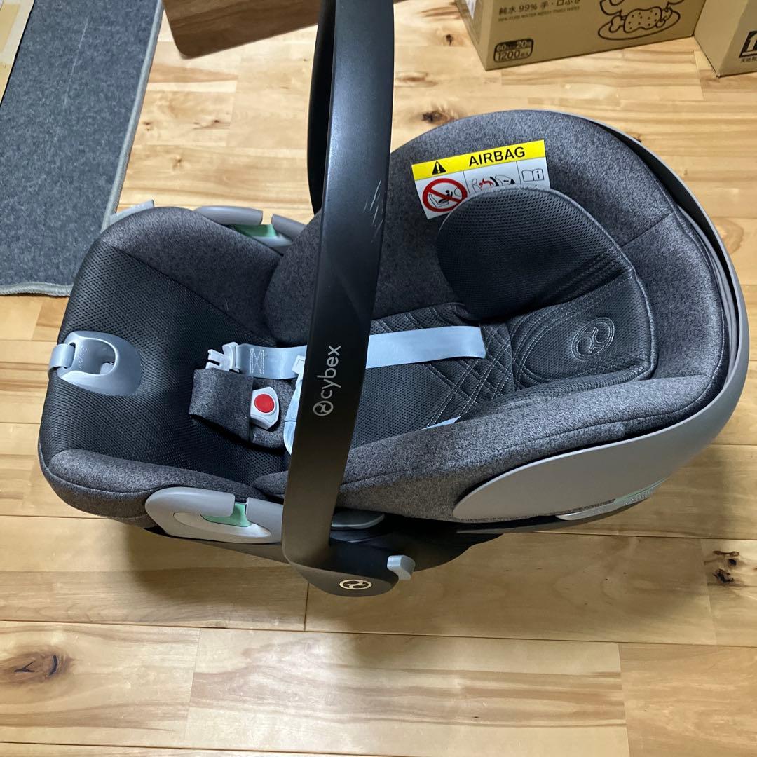 【Yui@プロフ読んで！ 】Cybex ベビーシート
