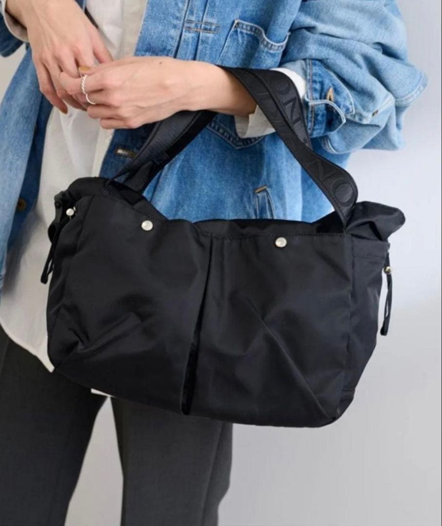 ☆NOMADIS ノマディス/BASQUE M ショルダーバッグ　ブラック☆