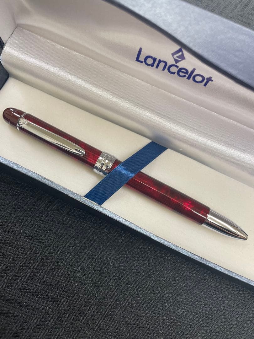 ぺんてる　Lancelot ランスロット　回転式3色ペン