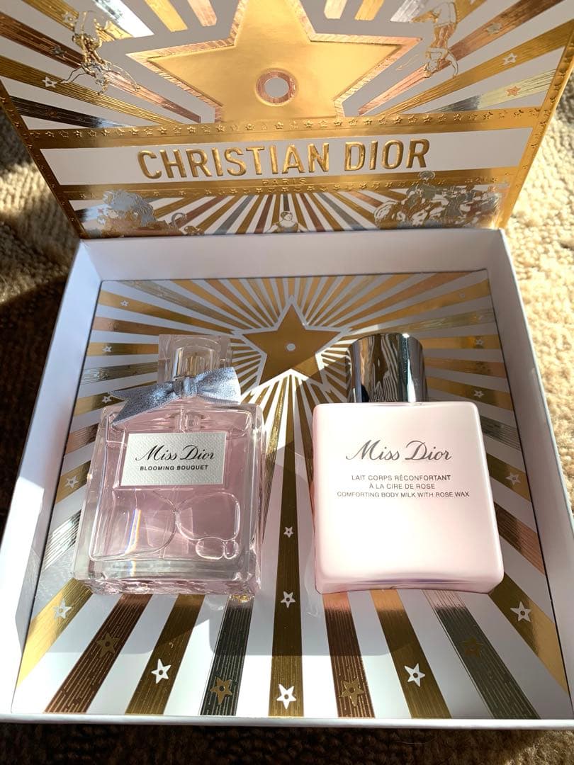 ミスディオールブルーミングブーケセット　クリスマスコフレ Miss Dior