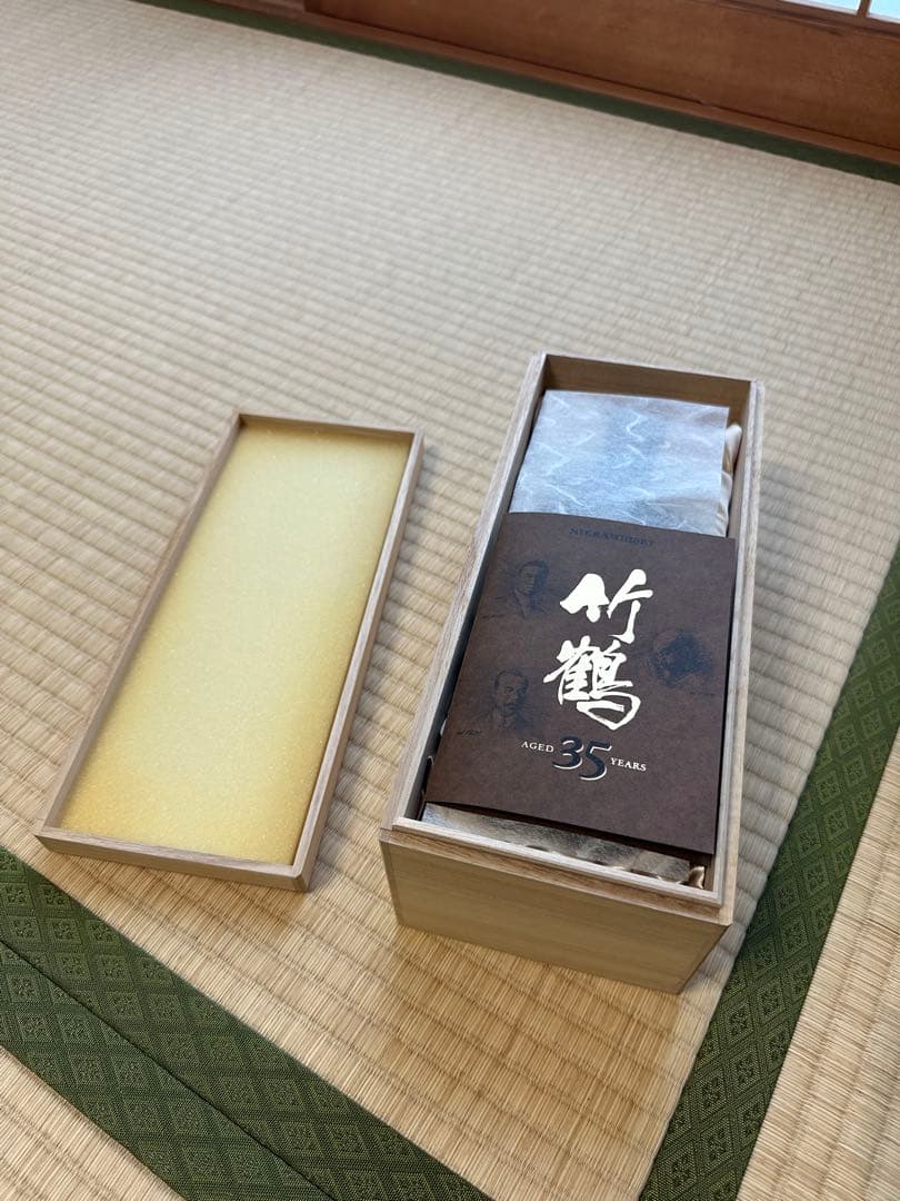 『NIKKA WHISKY 竹鶴 35年』2011