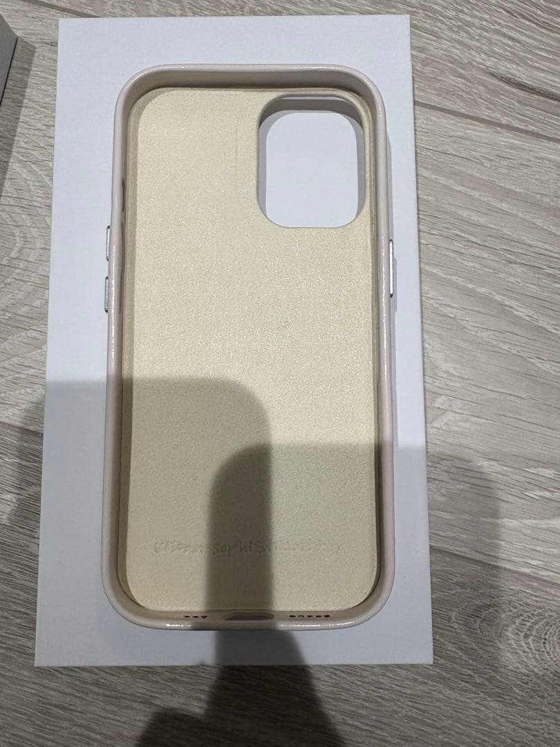 Urban Sophistication iPhone16ケース