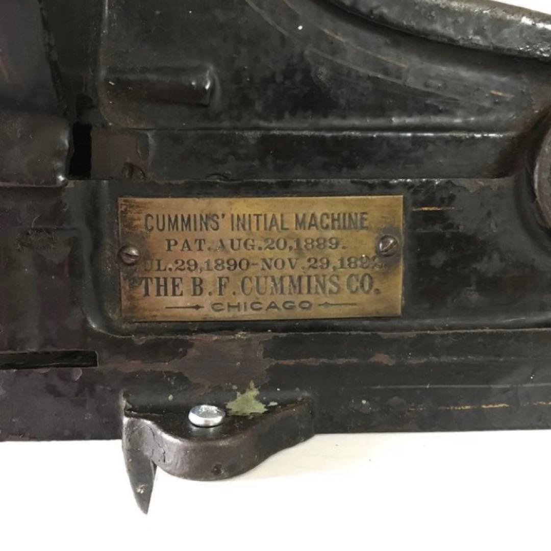 アルファベット　型抜き