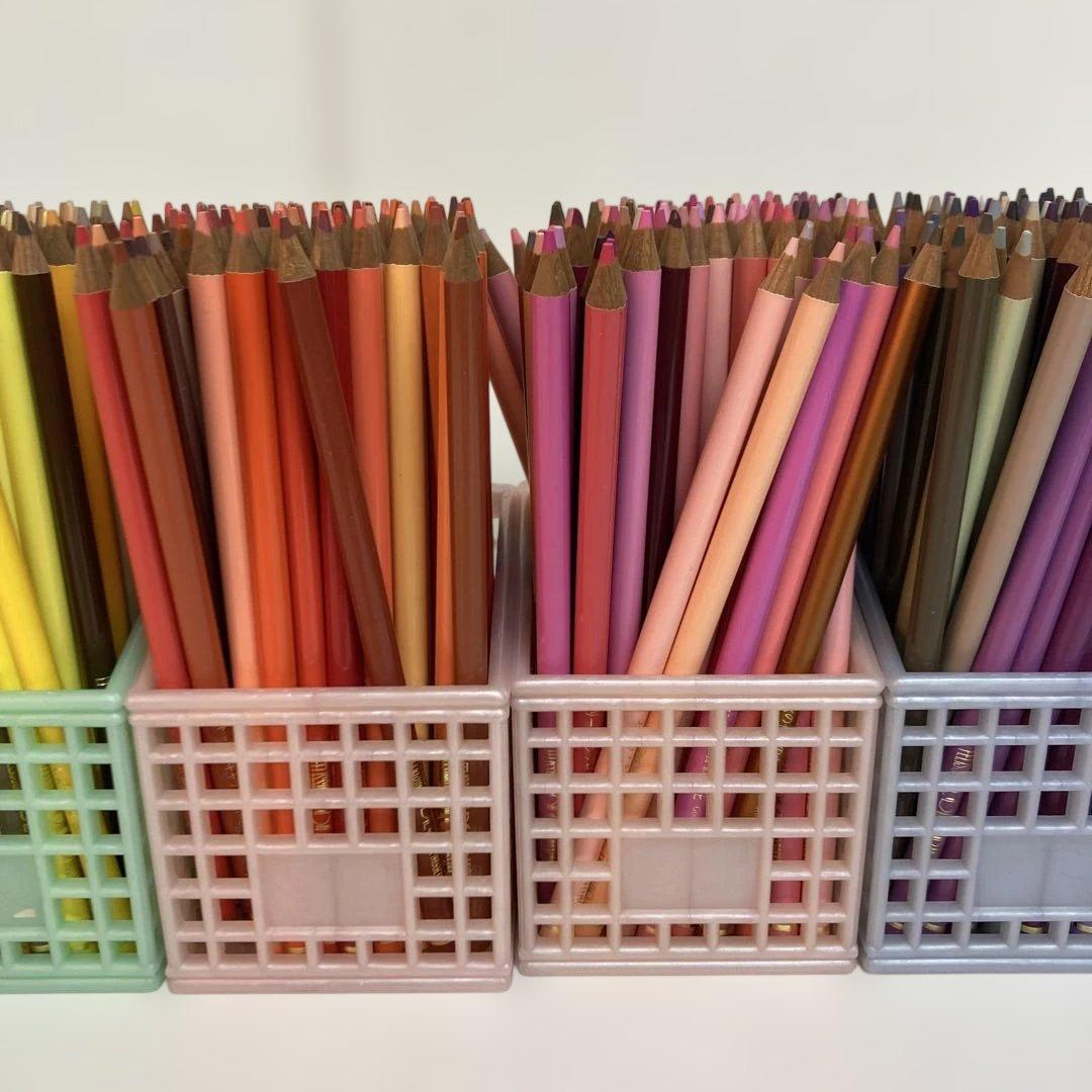 B225-1 フェリシモ カラーミュージアム 色鉛筆　500本