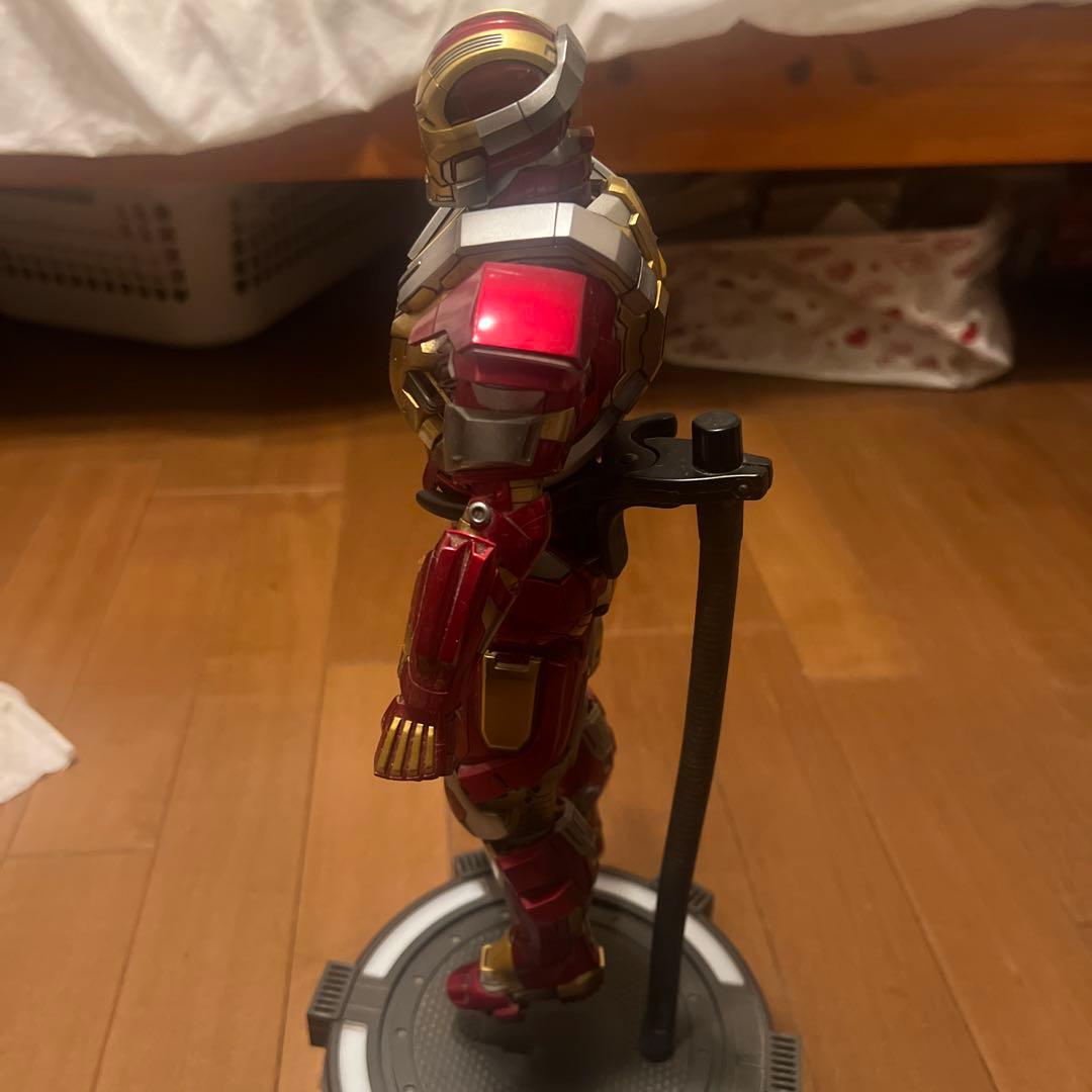 アイアンマンフィギュア ホットトイズ
