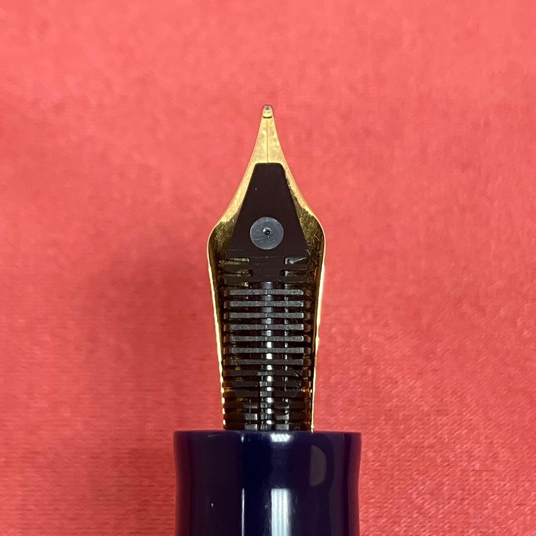 ◾️デルタ レアルマドリード万年筆18K M サイドレバー式