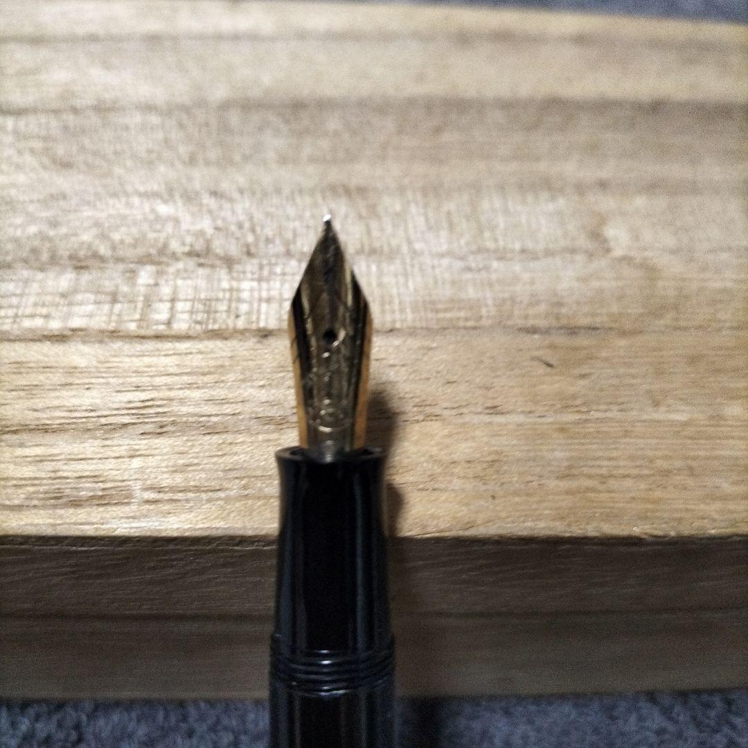 14K　PELIKAN 黒のストライプ模様 万年筆