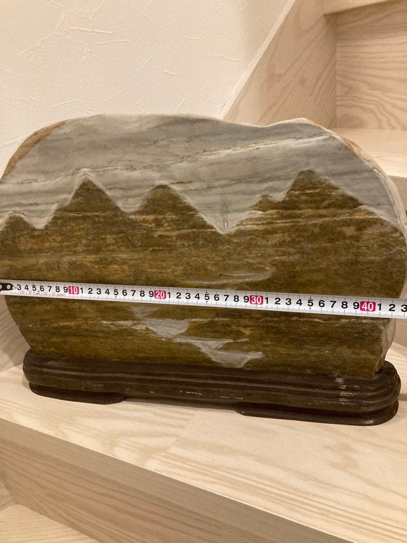 希少　鑑賞石 風景石 衝立石 山水図 彫刻 天然石 置物　山の風景 石のアート