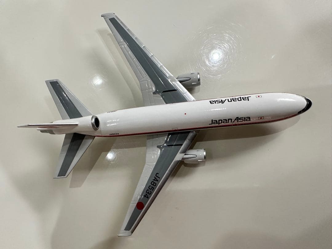 日本アジア航空DC-10-40ダイキャストモデル1/400