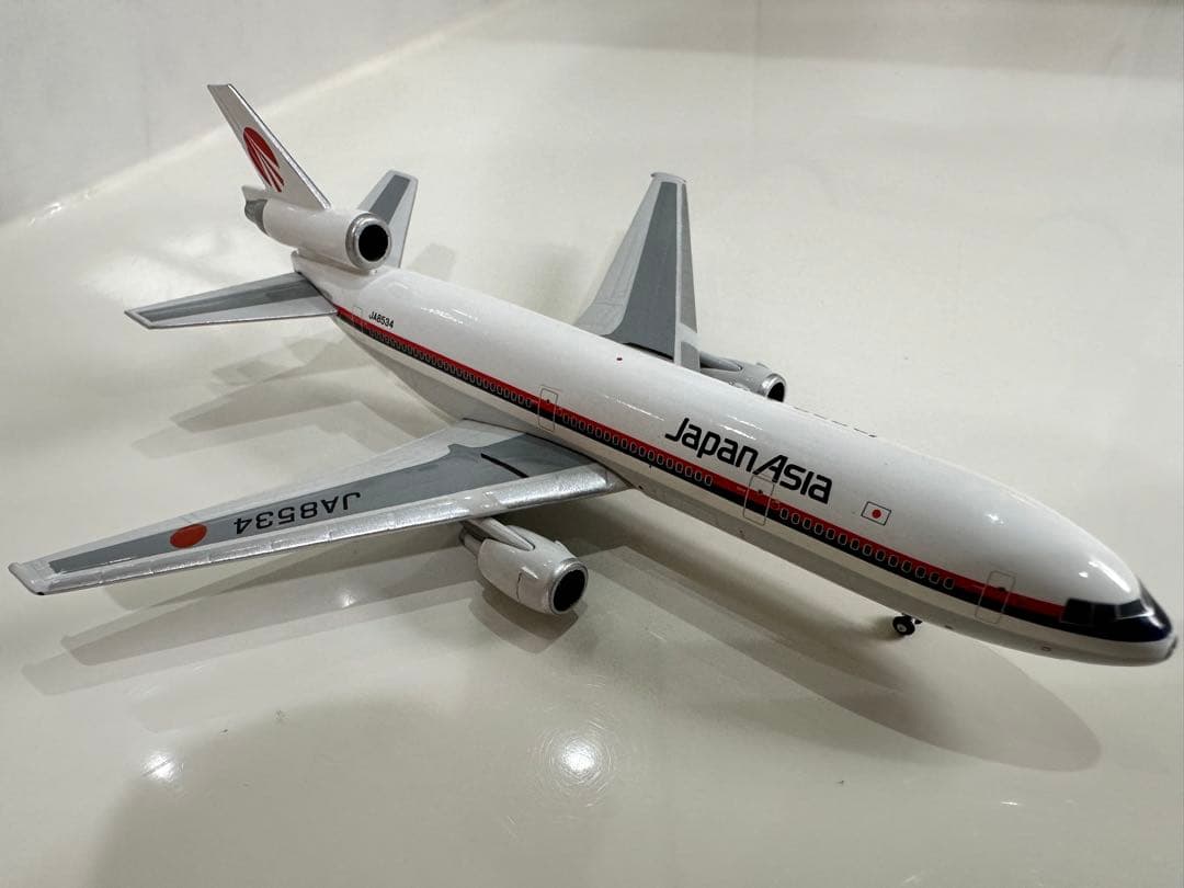 日本アジア航空DC-10-40ダイキャストモデル1/400