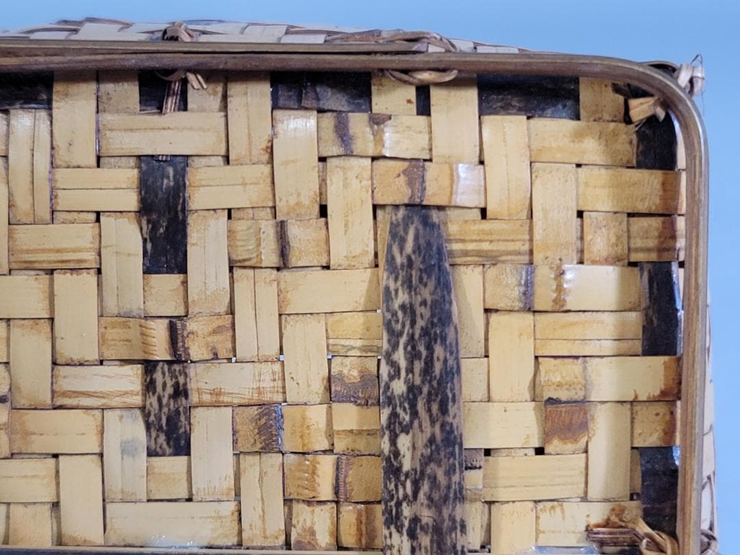 東山麓 東竹園斎作 四方形白錆花籠 共箱 美品 DT607