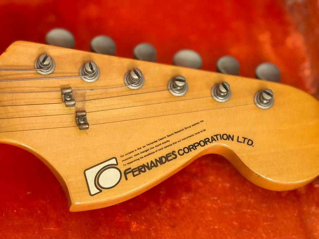 T18 フェルナンデス1970'年代 「石ロゴ」ムスタングモデル エレキギター