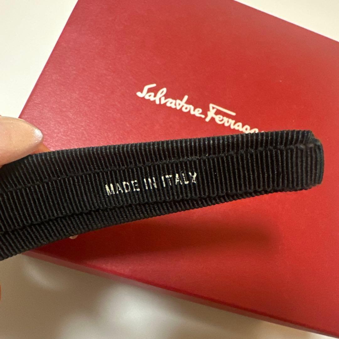 【美品】Salvatore Ferragamo フェラガモ カチューシャ リボン
