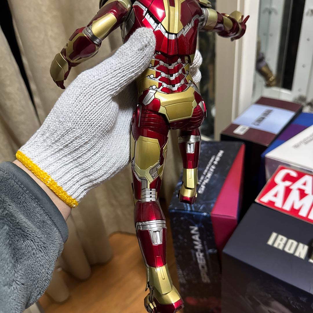 アイアンマン3 MARK XLII ホットトイズフィギュア