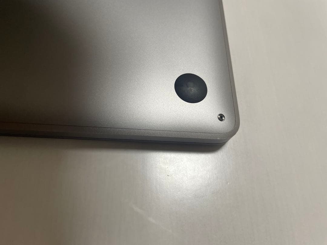 MacBookPro 2016 /13インチ/Core i5/8GB ハブ付き