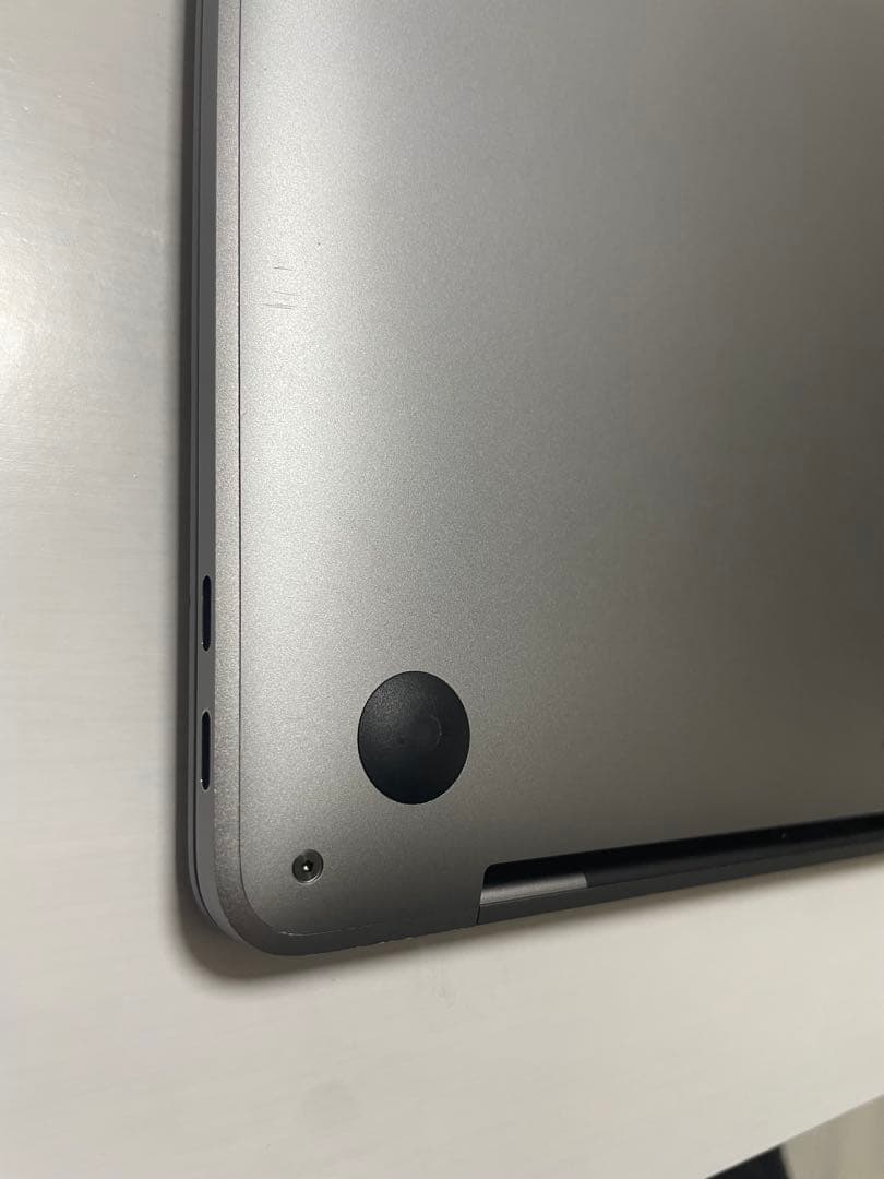 MacBookPro 2016 /13インチ/Core i5/8GB ハブ付き