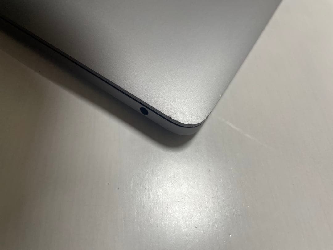 MacBookPro 2016 /13インチ/Core i5/8GB ハブ付き