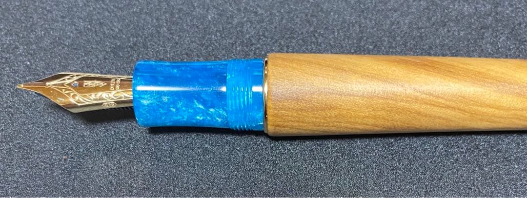 デルタ マグニフィカ アマルフィ14金 M 万年筆