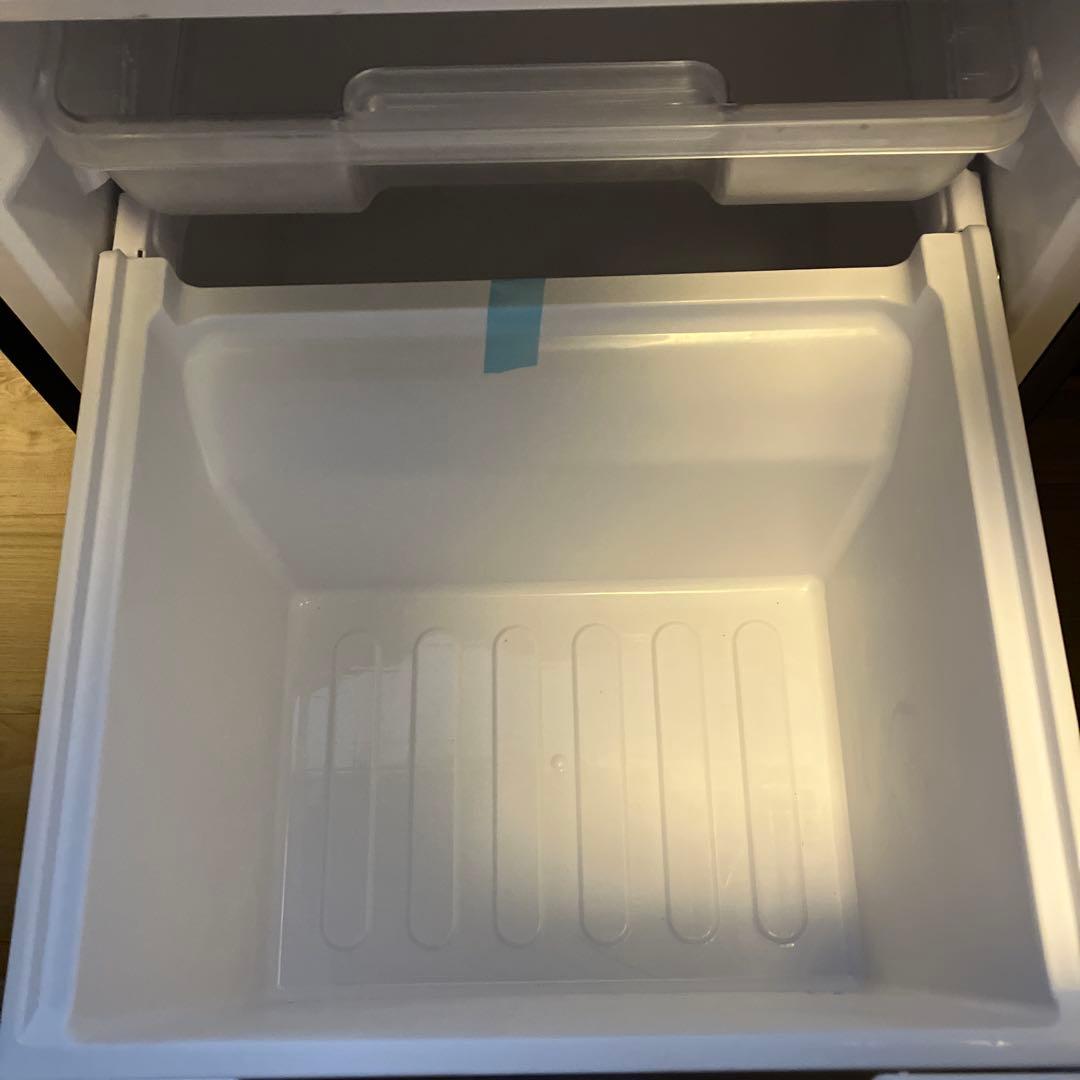 冷蔵庫　シャープ　152L ドア左右付替可能
