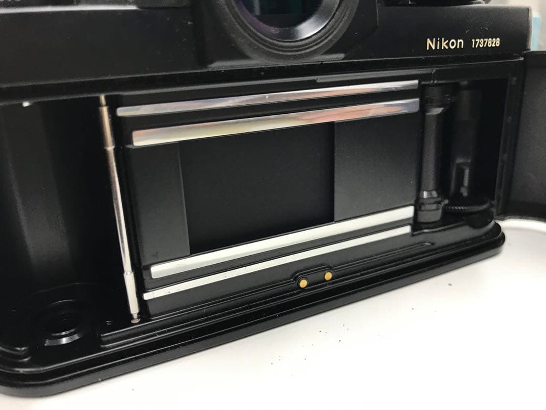 【近日終了】19 Nikon ニコン F-3 本体 ＋ 交換レンズ3本付き