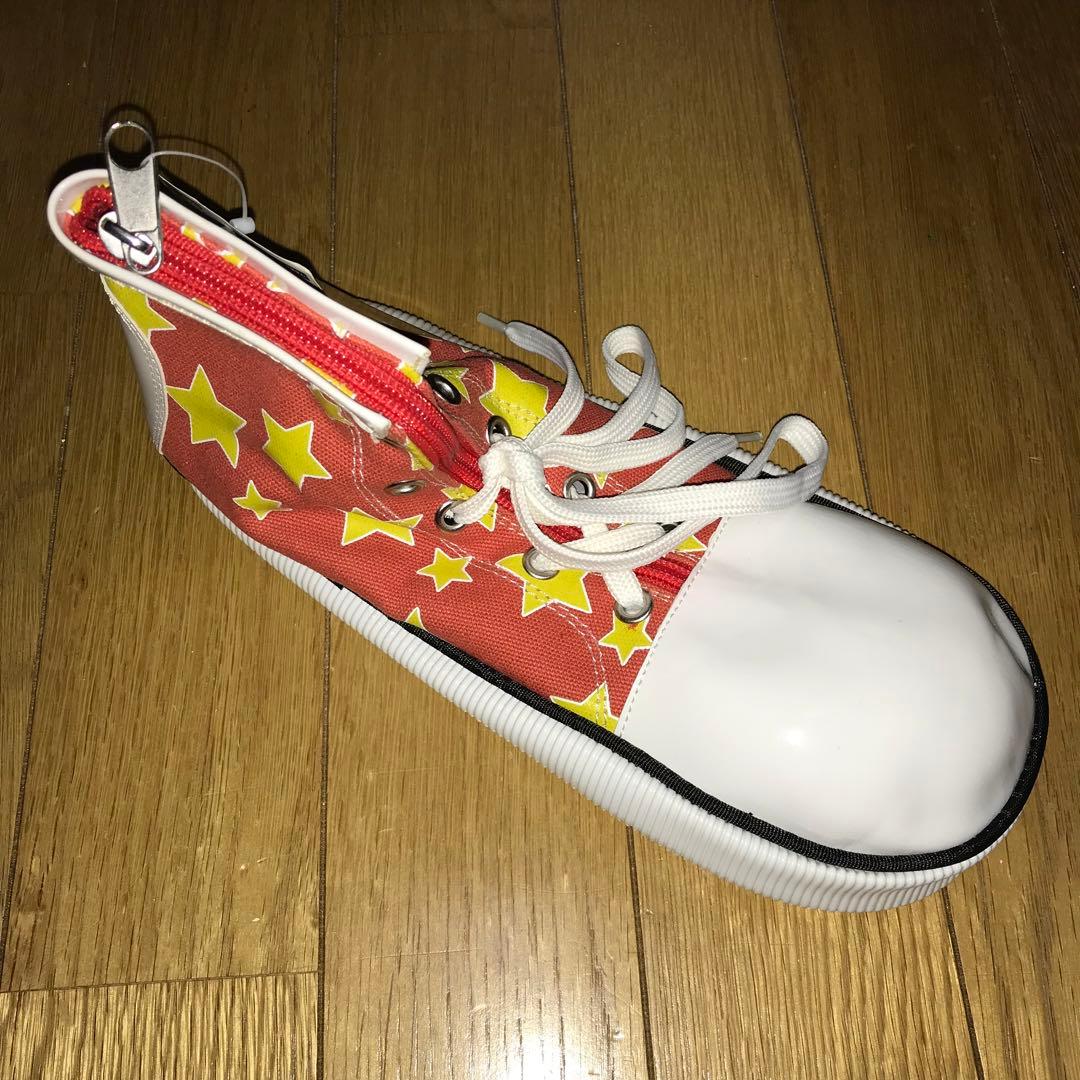 ウサビッチ　スニーカー　ペンケース　ペンポーチ　グッズ　平成レトロ