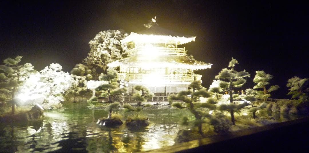 1/150・雪の金閣寺・ジオラマ・完成品・ＬＥＤライトアップ・アクリルケース付
