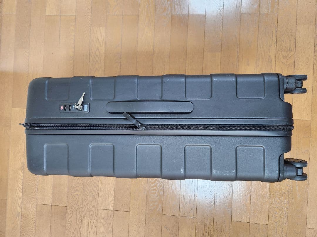 無印良品ハードキャリーケース 75l ブラック