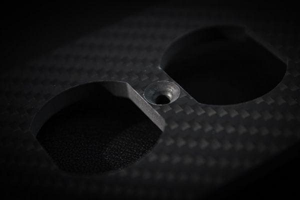 特注品 ドライカーボン製 高級 ハイエンド コンセント プレート C m2191