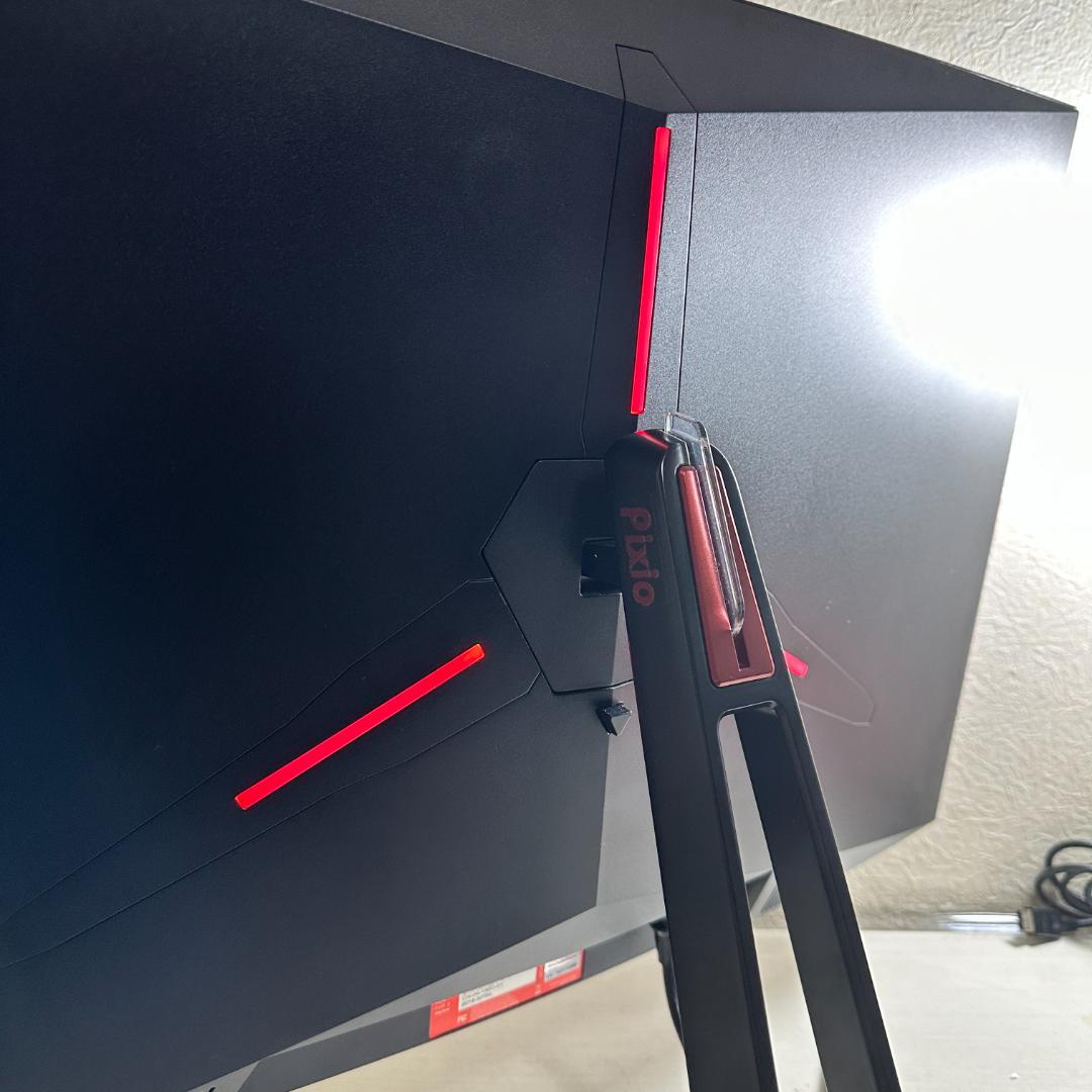 Pixio WQHD 144Hz 31.5型 ゲーミングモニター