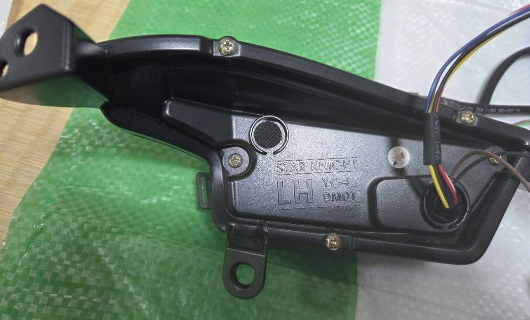 シグナスX 4型用StarKnight廃盤ウィンカー美品