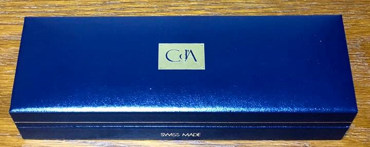 ★新品箱入り★CARAN d'ACHE ヘクサゴナル/ボールペン 純正漆 黒×金